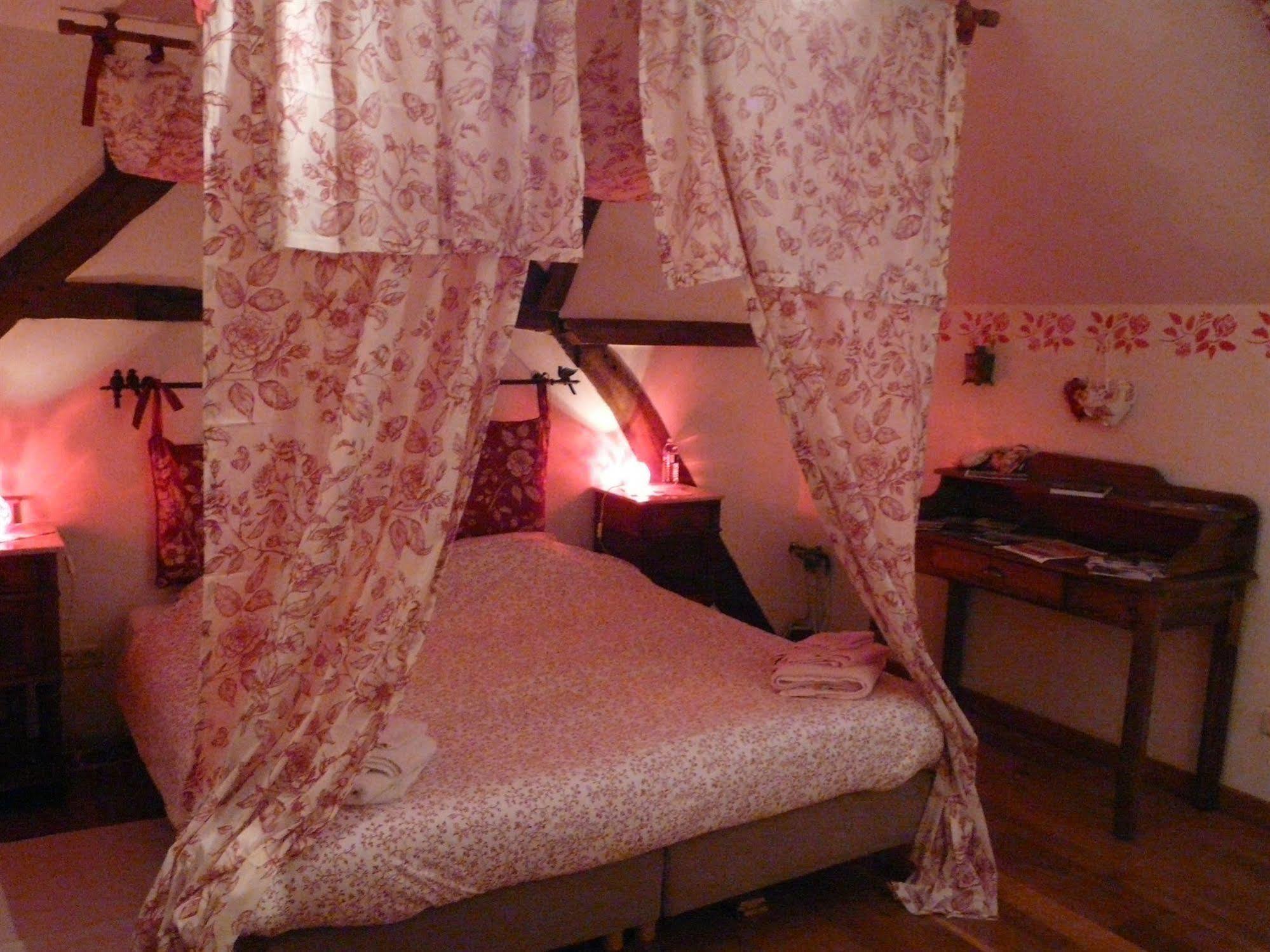 B&B Aux Gaietes De La Sabotiere Seloignes Ngoại thất bức ảnh