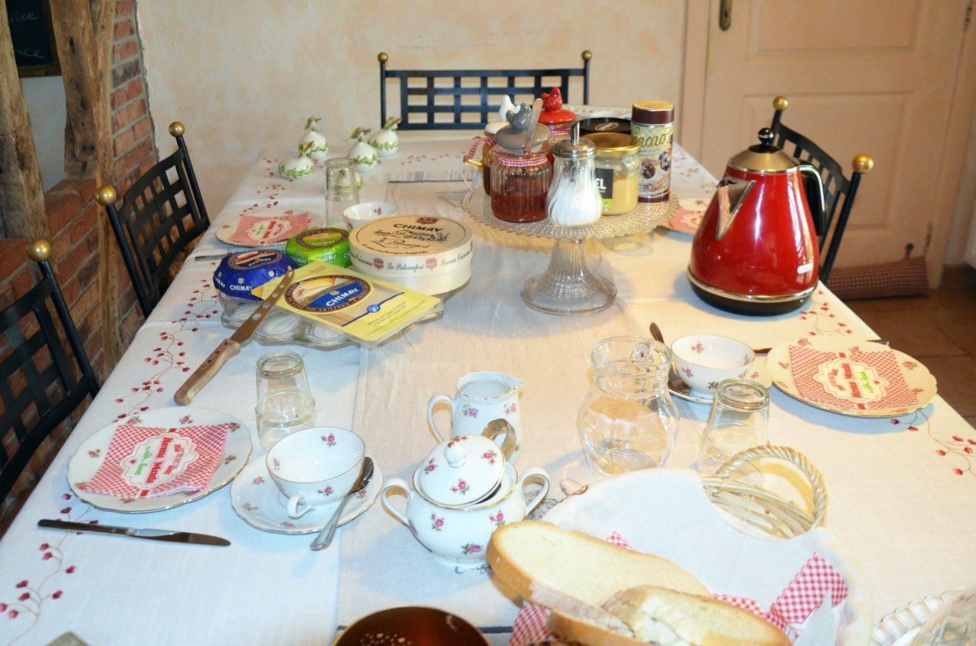 B&B Aux Gaietes De La Sabotiere Seloignes Ngoại thất bức ảnh